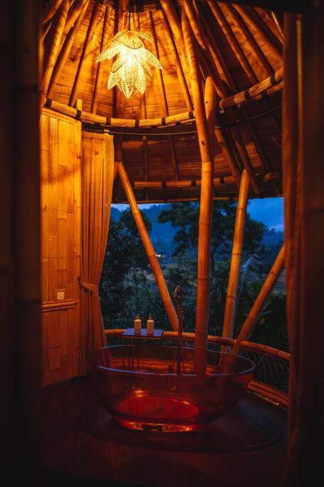 Villa The Nude House Selat Exterior foto